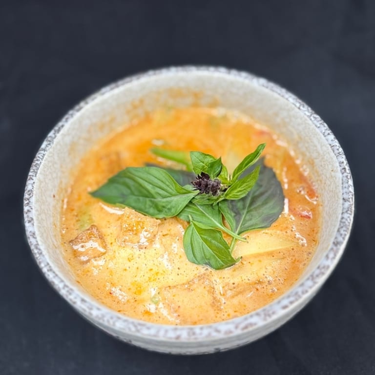 Delicious Red Curry Experience