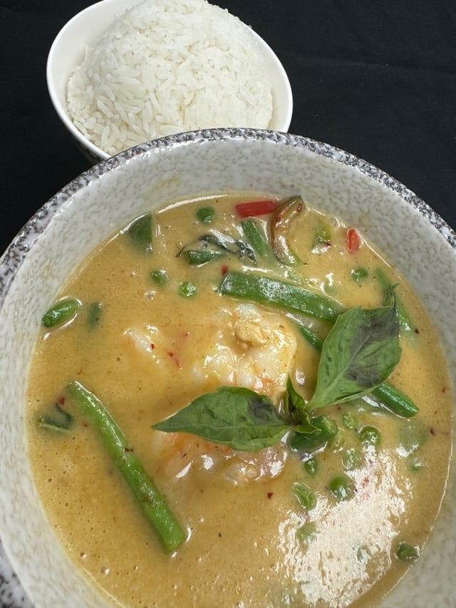 Green curry.